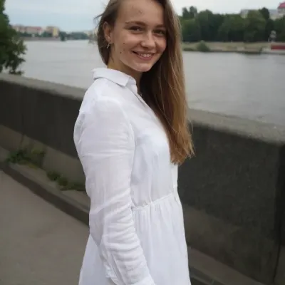 Лена, 33