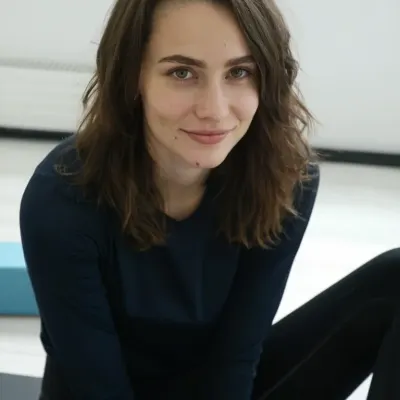 Алиса, 24